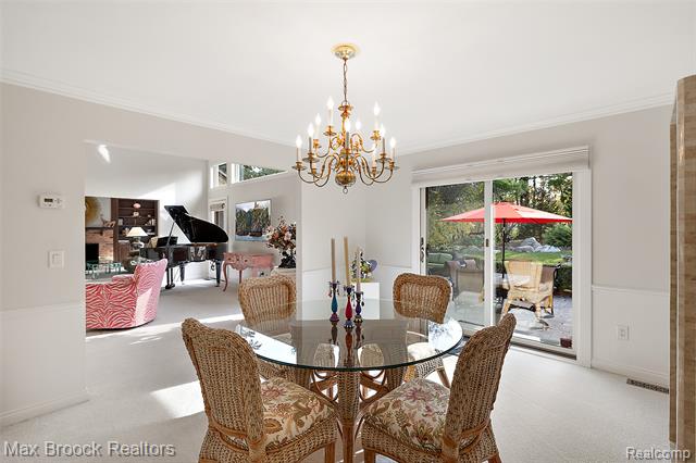 Builiding view six for 3673 York, Bloomfield Hills, MI. 48301