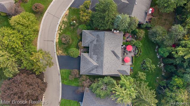 Builiding view thirty one for 3673 York, Bloomfield Hills, MI. 48301