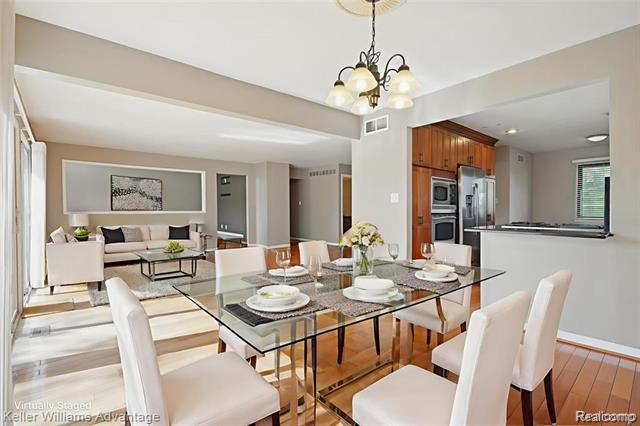 Builiding view ten for 5321 Fairway, West Bloomfield, MI. 48323