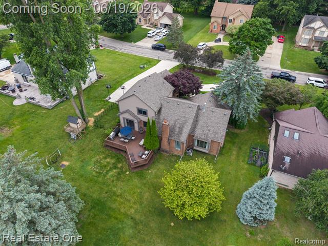 Builiding view fifty seven for 5277 Waterview, West Bloomfield, MI. 48323