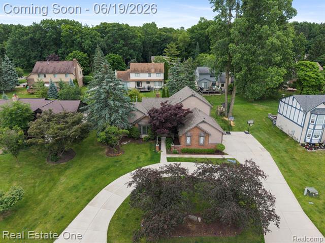Builiding view forty nine for 5277 Waterview, West Bloomfield, MI. 48323