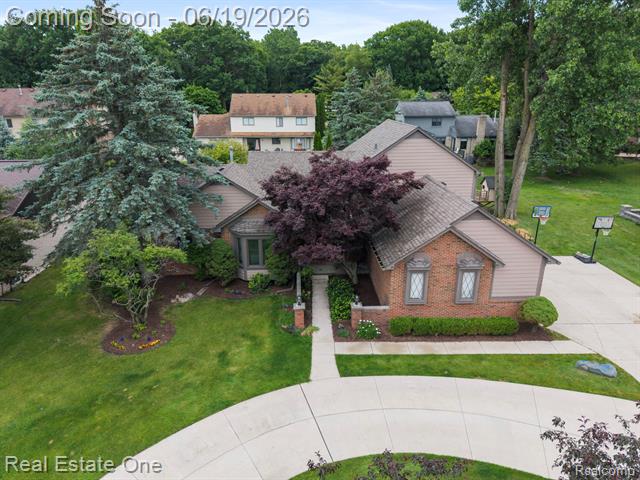Builiding view forty six for 5277 Waterview, West Bloomfield, MI. 48323