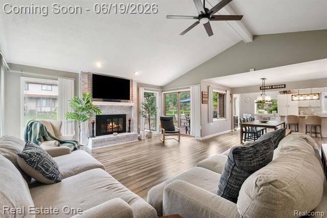 Builiding view seven for 5277 Waterview, West Bloomfield, MI. 48323