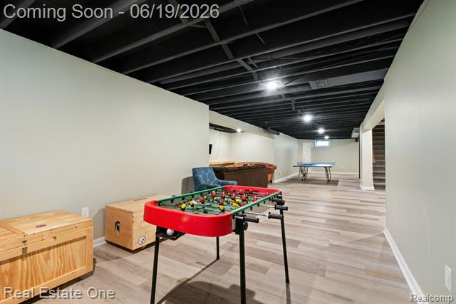 Builiding view thirty eight for 5277 Waterview, West Bloomfield, MI. 48323