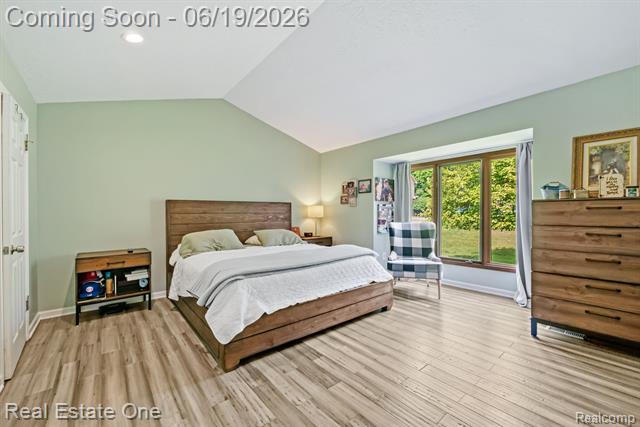 Builiding view twenty four for 5277 Waterview, West Bloomfield, MI. 48323