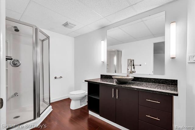 Builiding view nineteen for 4156 Marlwood, West Bloomfield, MI. 48323