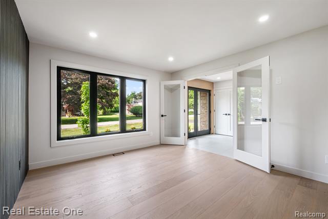 Builiding view fifteen for 1683 Mark Hopkins, Bloomfield Hills, MI. 48302