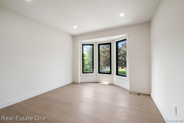 Builiding view twenty five for 1683 Mark Hopkins, Bloomfield Hills, MI. 48302