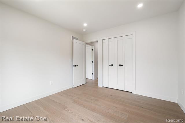 Builiding view twenty four for 1683 Mark Hopkins, Bloomfield Hills, MI. 48302