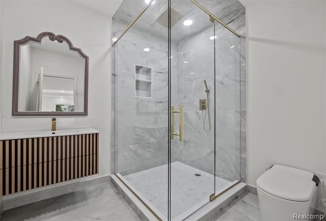 Builiding view fifty one for 4117 Marlwood, West Bloomfield, MI. 48323