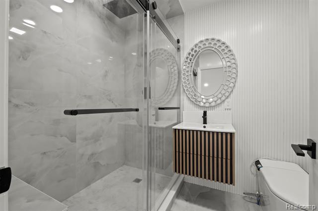 Builiding view forty one for 4117 Marlwood, West Bloomfield, MI. 48323