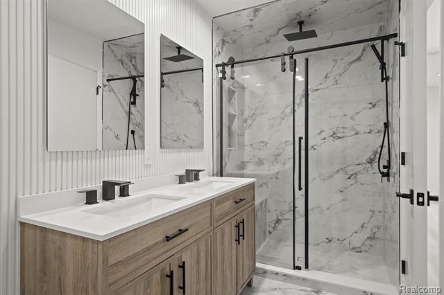 Builiding view forty three for 4117 Marlwood, West Bloomfield, MI. 48323