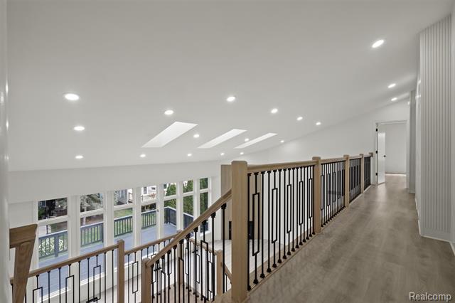 Builiding view nine for 4117 Marlwood, West Bloomfield, MI. 48323