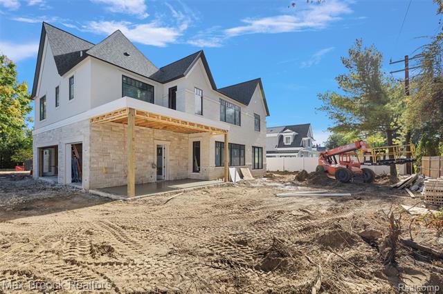 Builiding view six for 1183 Puritan, Birmingham, MI. 48009