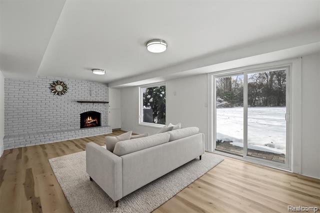 Builiding view eight for 5570 Forman, Bloomfield Hills, MI. 48301