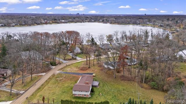 Builiding view twenty four for 5570 Forman, Bloomfield Hills, MI. 48301