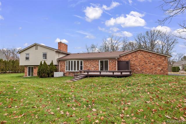 Builiding view twenty two for 5570 Forman, Bloomfield Hills, MI. 48301