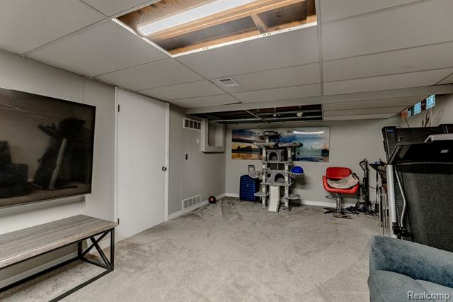 Builiding view twenty eight for 1105 Kirts, Troy, MI. 48084