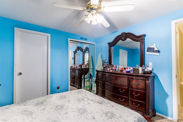 Builiding view twenty one for 1105 Kirts, Troy, MI. 48084