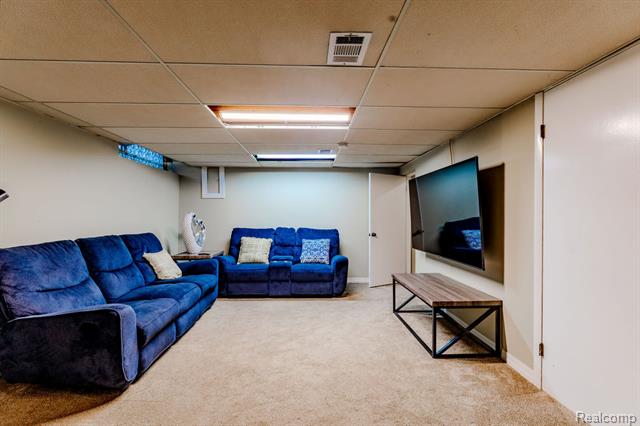 Builiding view twenty seven for 1105 Kirts, Troy, MI. 48084