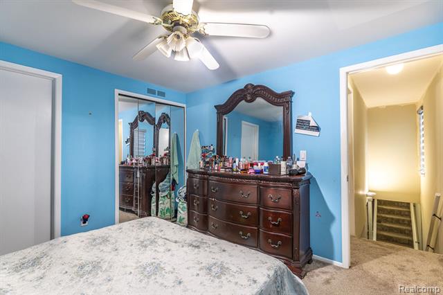 Builiding view twenty for 1105 Kirts, Troy, MI. 48084