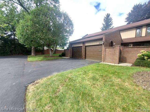 Builiding view one for 1223 Kirts, Troy, MI. 48084