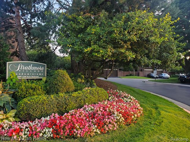 Builiding view thirty four for 1223 Kirts, Troy, MI. 48084