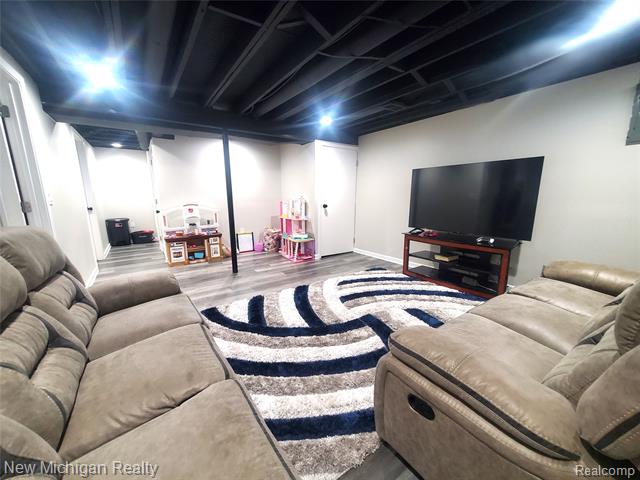 Builiding view twenty two for 1223 Kirts, Troy, MI. 48084