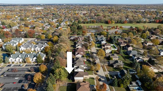 Builiding view forty eight for 2151 Brinston, Troy, MI. 48083