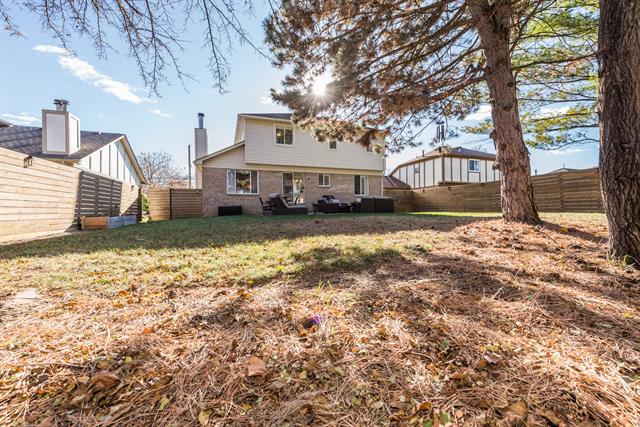 Builiding view forty four for 2151 Brinston, Troy, MI. 48083