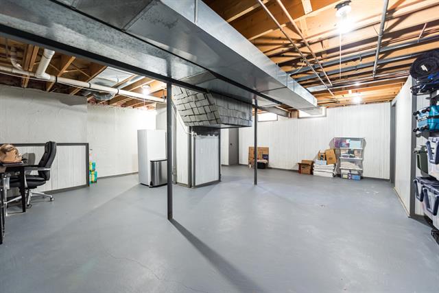 Builiding view thirty eight for 2151 Brinston, Troy, MI. 48083