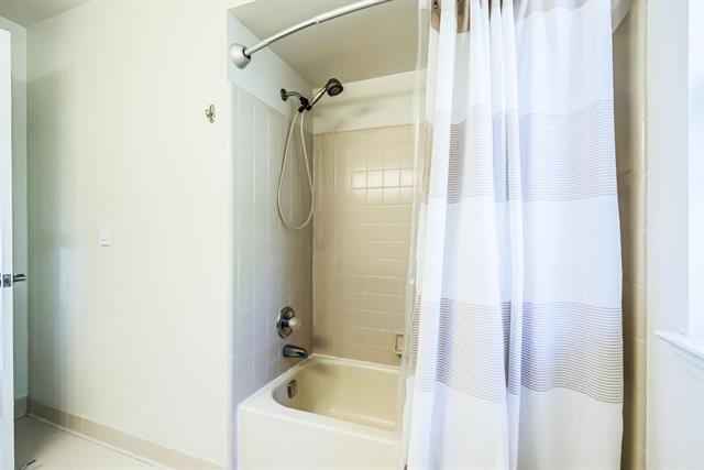 Builiding view thirty five for 2151 Brinston, Troy, MI. 48083