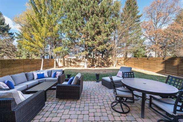 Builiding view thirty nine for 2151 Brinston, Troy, MI. 48083