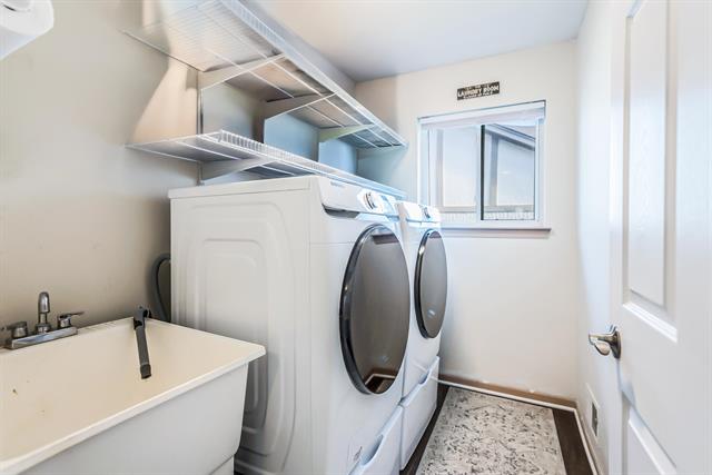 Builiding view twenty two for 2151 Brinston, Troy, MI. 48083