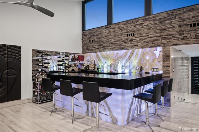 Builiding view twenty seven for 5116 West Bloomfield Lake, West Bloomfield, MI. 48323