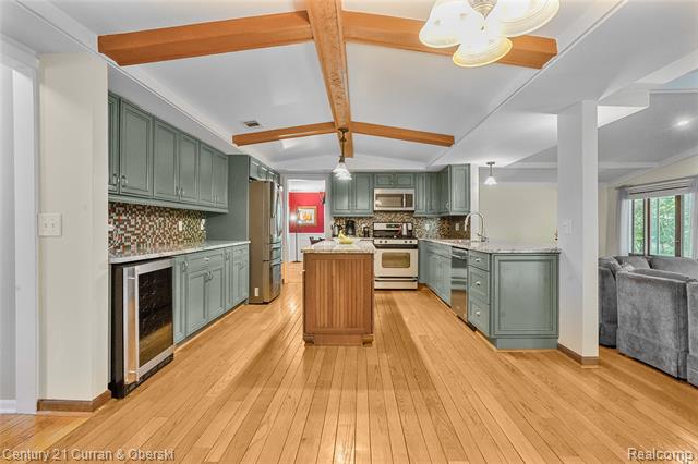 Builiding view eleven for 5994 Glen Eagles, West Bloomfield, MI. 48323