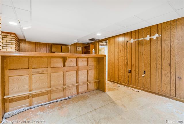 Builiding view thirty five for 5994 Glen Eagles, West Bloomfield, MI. 48323