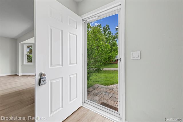 Builiding view four for 5652 Tequesta, West Bloomfield, MI. 48323