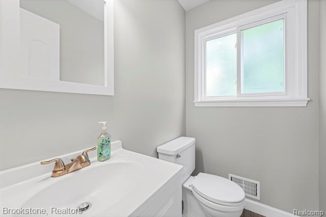 Builiding view nine for 5652 Tequesta, West Bloomfield, MI. 48323
