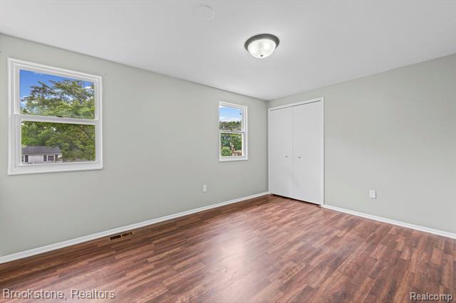 Builiding view thirty two for 5652 Tequesta, West Bloomfield, MI. 48323