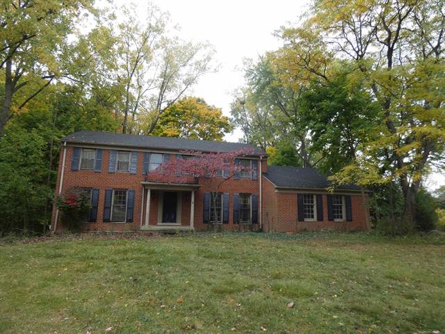 front view for 4841 Leesburg Dr, West Bloomfield, Mi. 48323