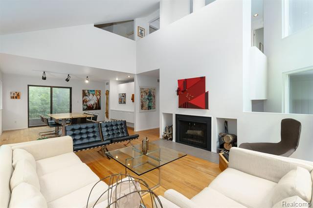 Builiding view six for 1907 Raymond, Bloomfield Hills, MI. 48302
