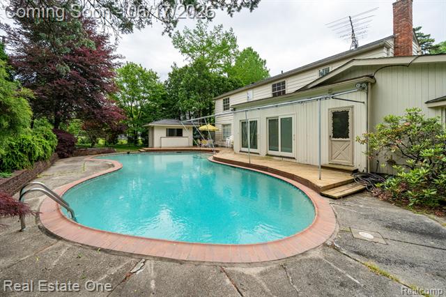 Builiding view forty eight for 1632 Spotswood, Bloomfield Hills, MI. 48302