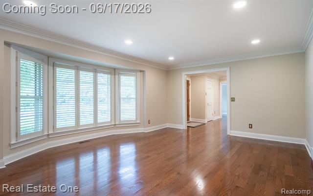 Builiding view seven for 1632 Spotswood, Bloomfield Hills, MI. 48302