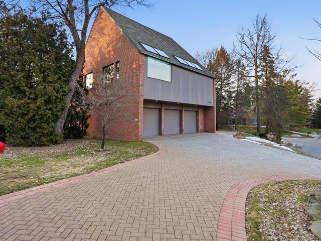 Builiding view eighty four for 4708 Buckby Cross, Bloomfield Hills, MI. 48302