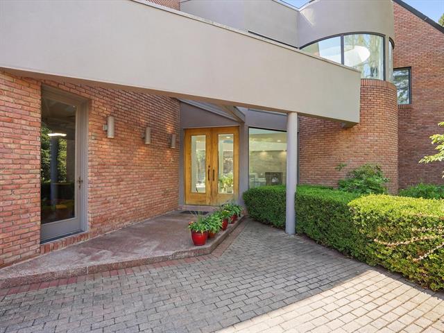 Builiding view seventy five for 4708 Buckby Cross, Bloomfield Hills, MI. 48302