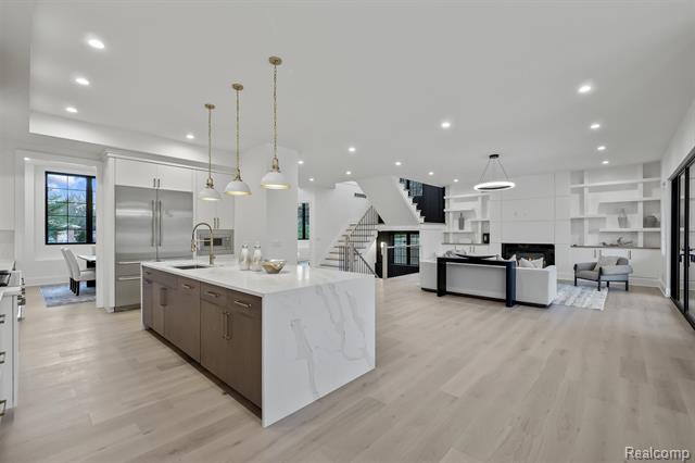 Builiding view eleven for 2840 Bolingbroke, Troy, MI. 48084