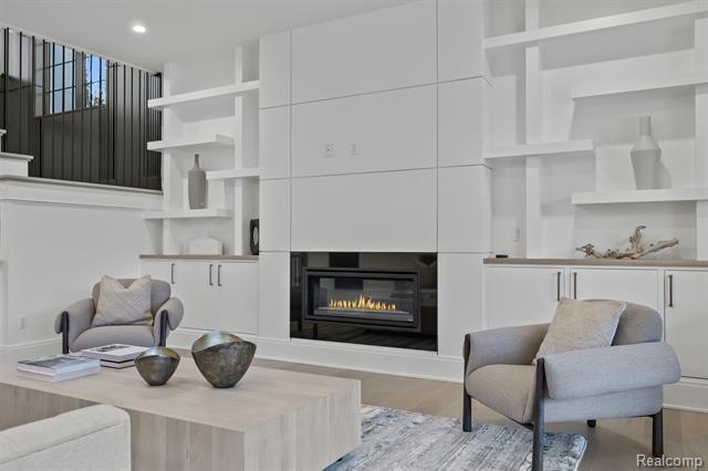 Builiding view six for 2840 Bolingbroke, Troy, MI. 48084