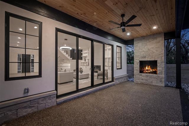 Builiding view thirty four for 2840 Bolingbroke, Troy, MI. 48084