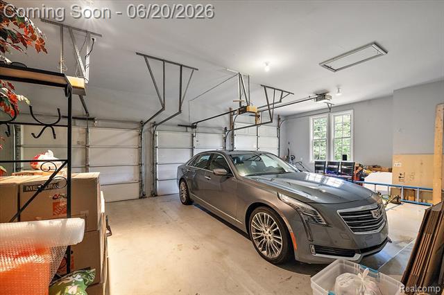 Builiding view forty seven for 5022 Lone Pine, Bloomfield Hills, MI. 48302